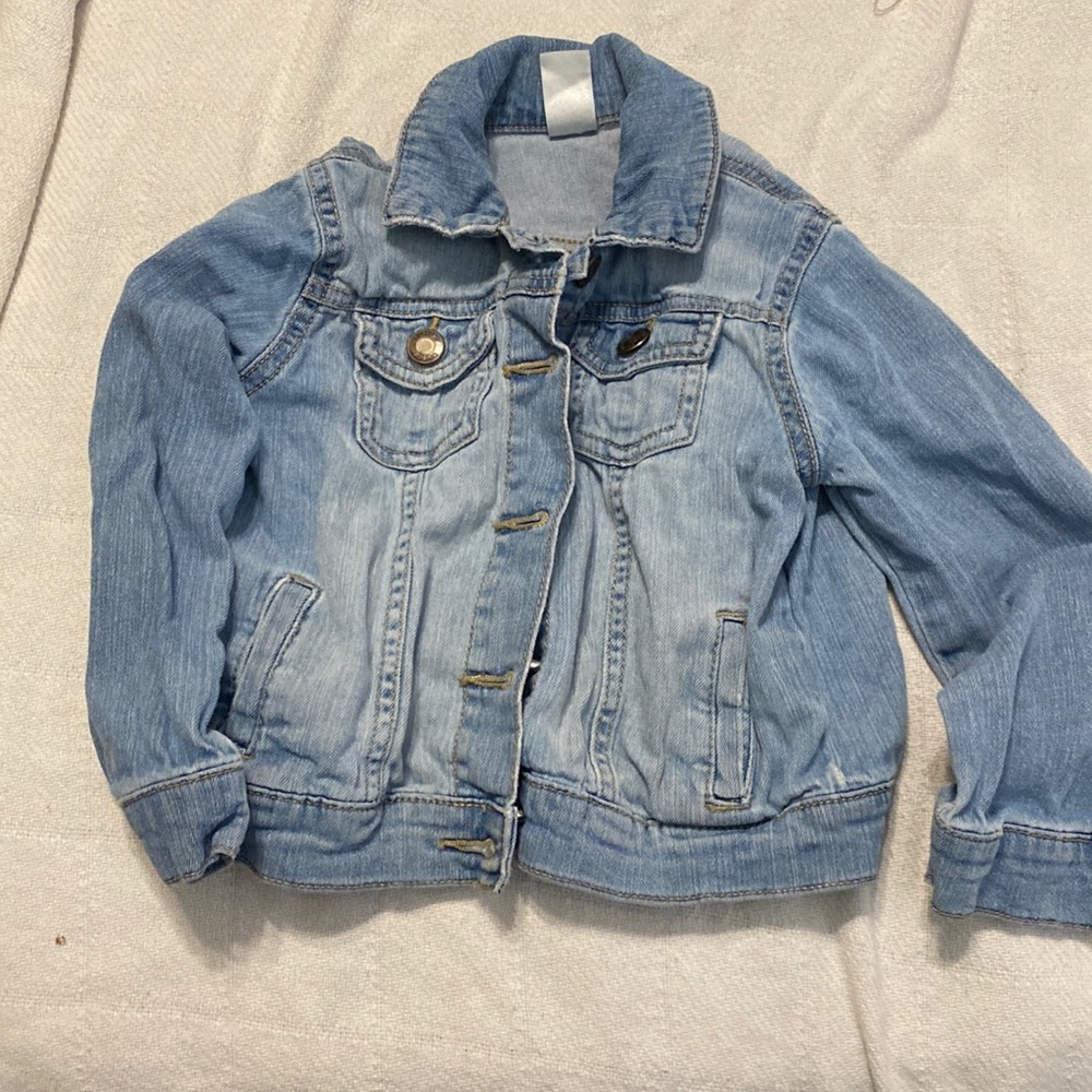 Girl’s Jean jacket size 4
